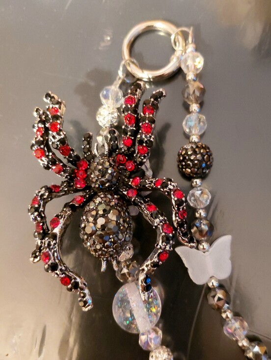 Accessories - Spider Purse Charm / Purse Chain Red & Black Bling Spider is 3" 👀 Versatile